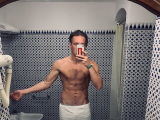 Shows webcam ZackAras